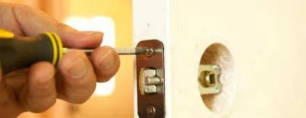 Affordable Locksmith Services Berwyn, PA 484-206-5451 - 24-hour-lock-key-01